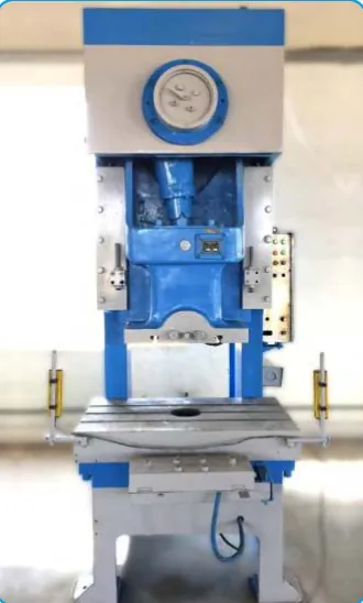 Mechanical press, 110 tons