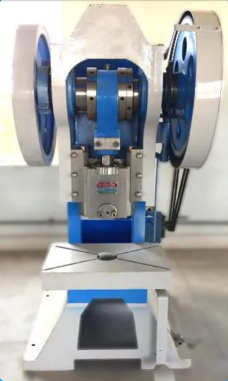 Mechanical press, 40 tons